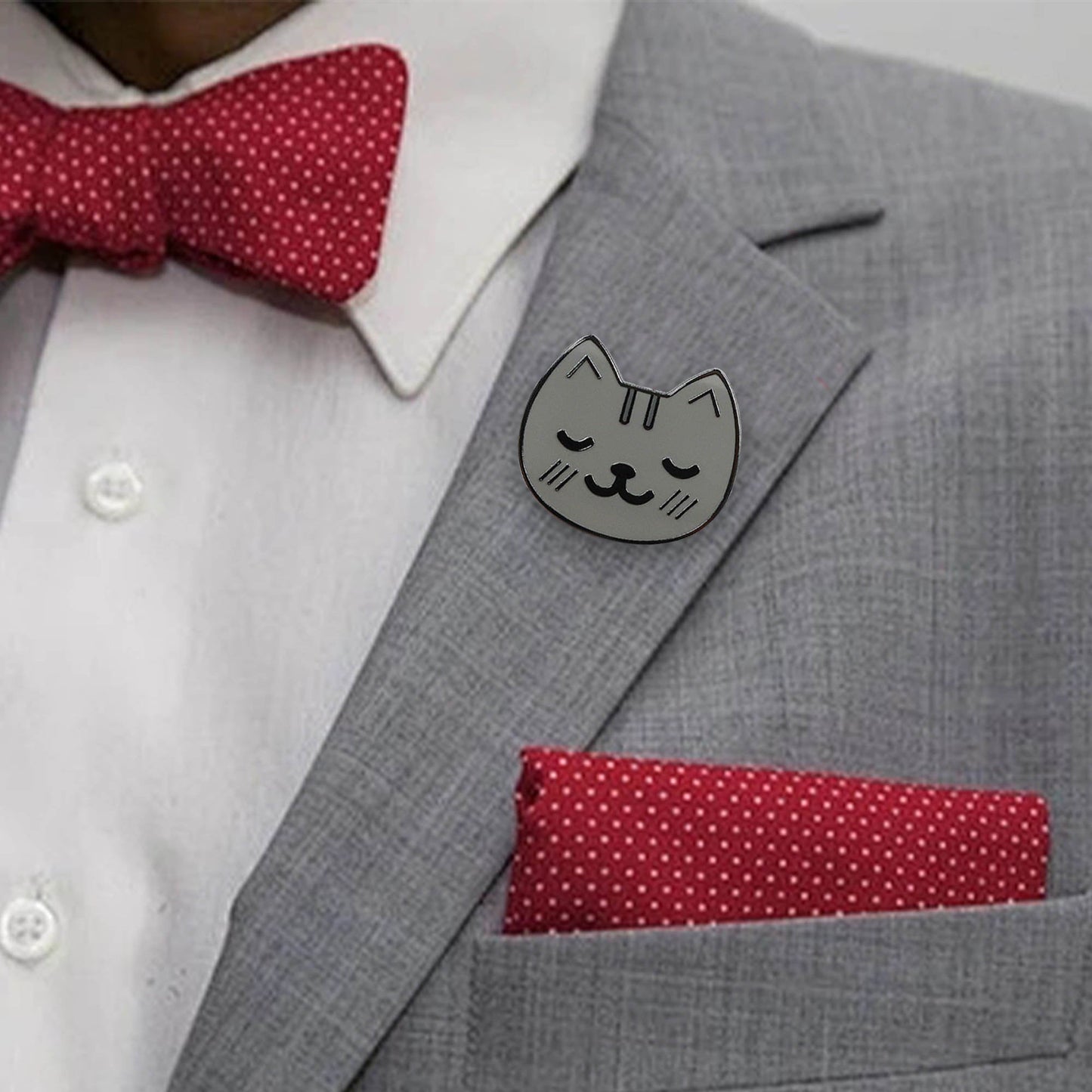 Pin de gatito KnT sencillo